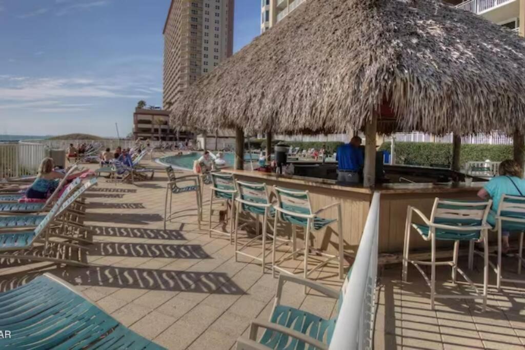 Beautiful Beachfront Paradise! Emerald Beach Resort Panama City Beach Buitenkant foto